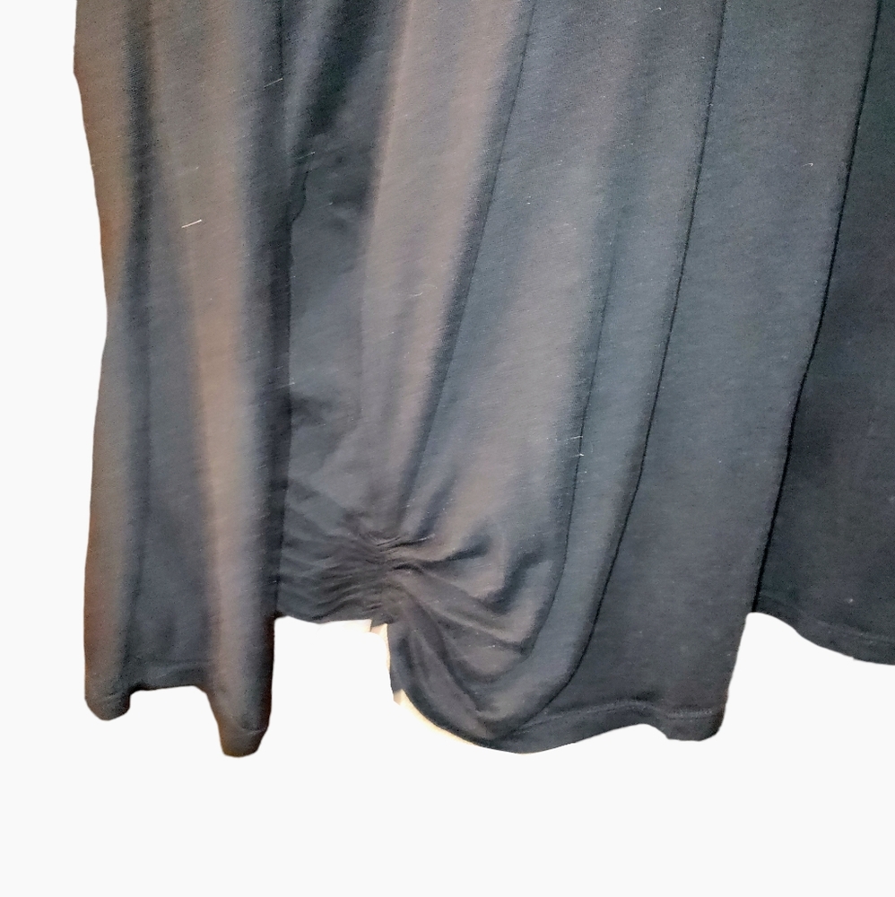 Top - Picture 2 of 5